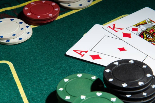 Sic Bo dice game with live dice roll on camera
